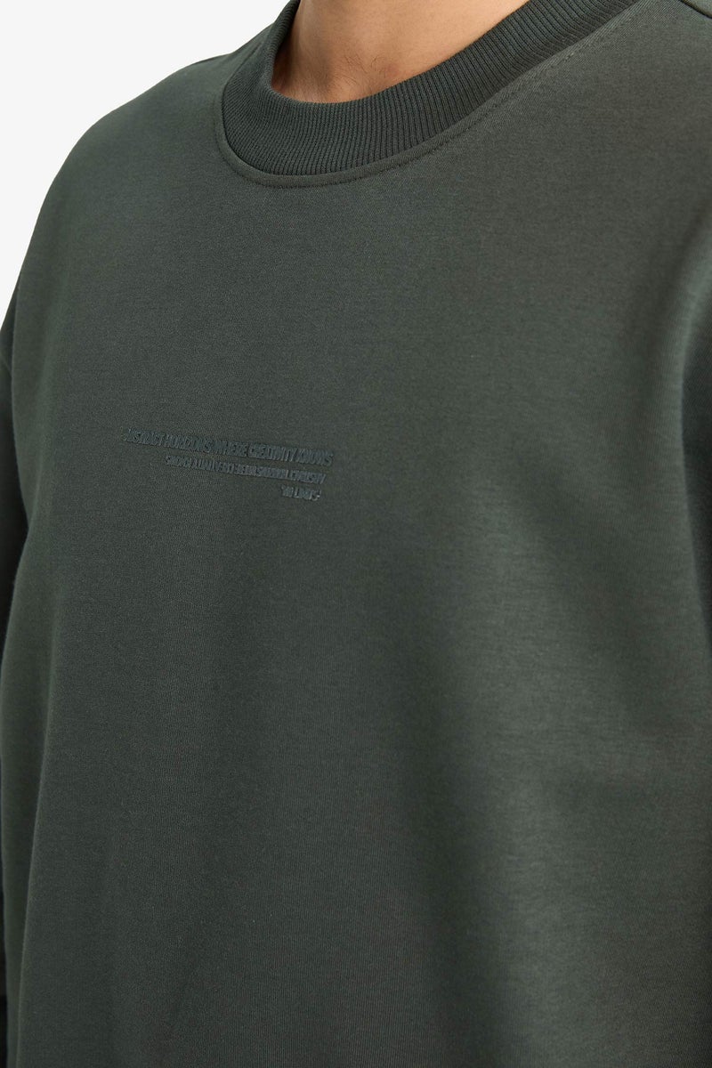 ديفاكتو سويت شيرت أوفر سايز برقبة مستديرة - Image 5